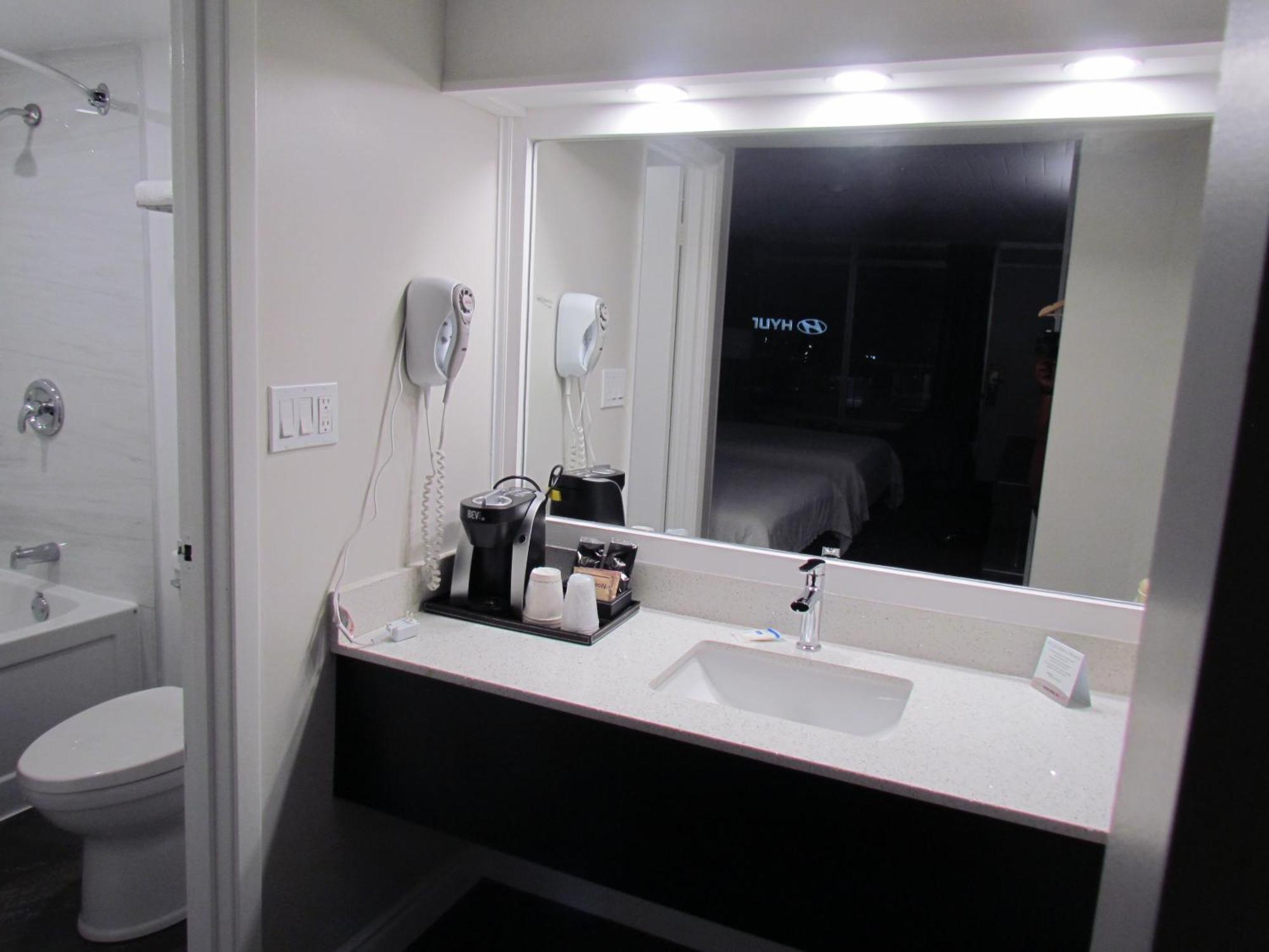 Rodeway King William Inn 2*